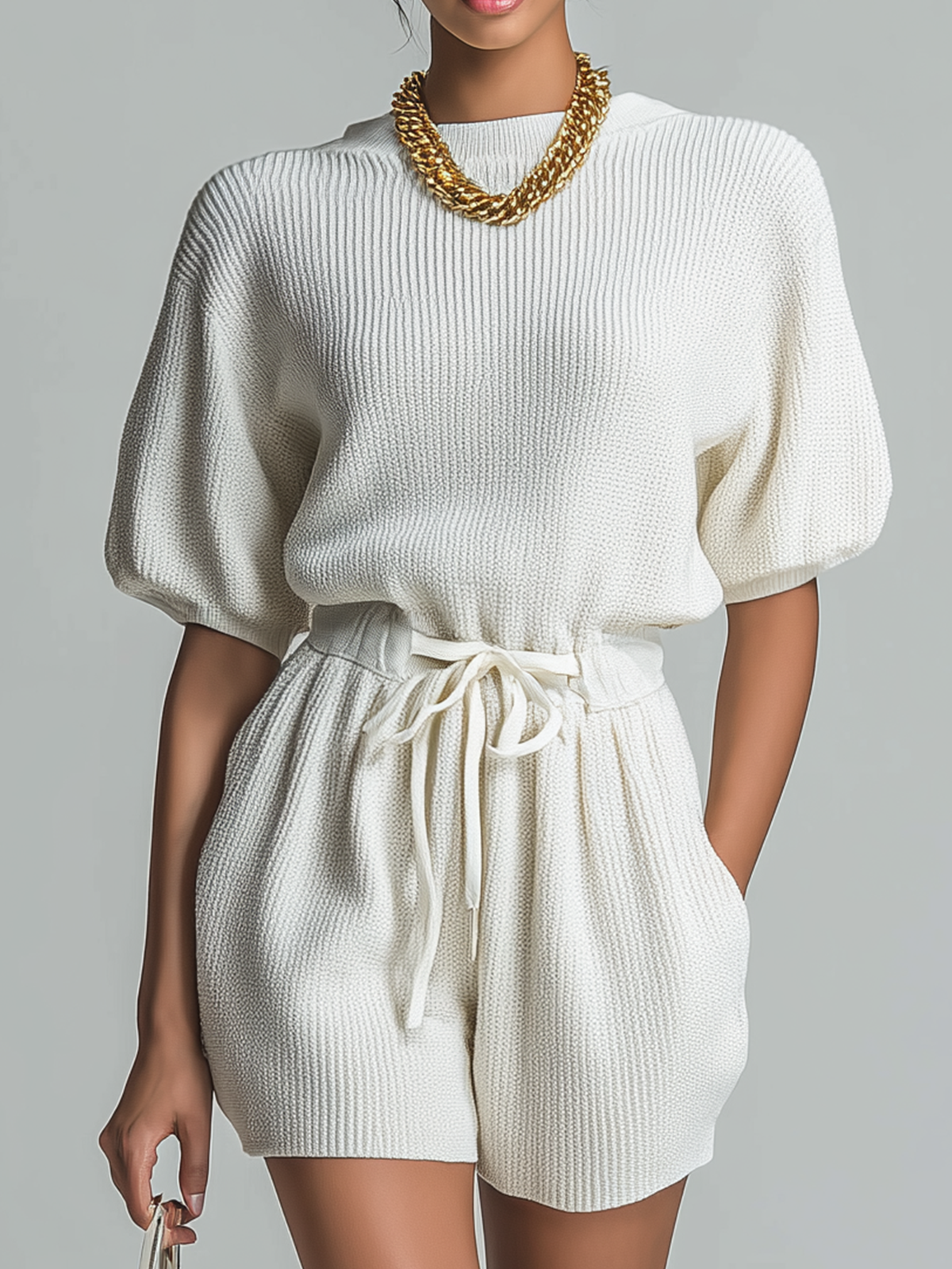 ElevenOra Stylish Elegant White High-Neck Short-Sleeved Top Loose-Fit Shorts Knit Two-Piece Set