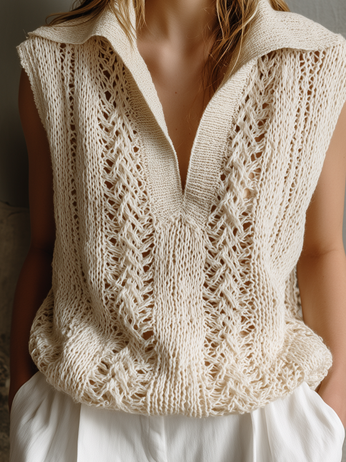 ElevenOra Chic Casual Off-White Lapel Collar V-Neck Sleeveless Loose-Fit Hollow-Out Knit Vest Top