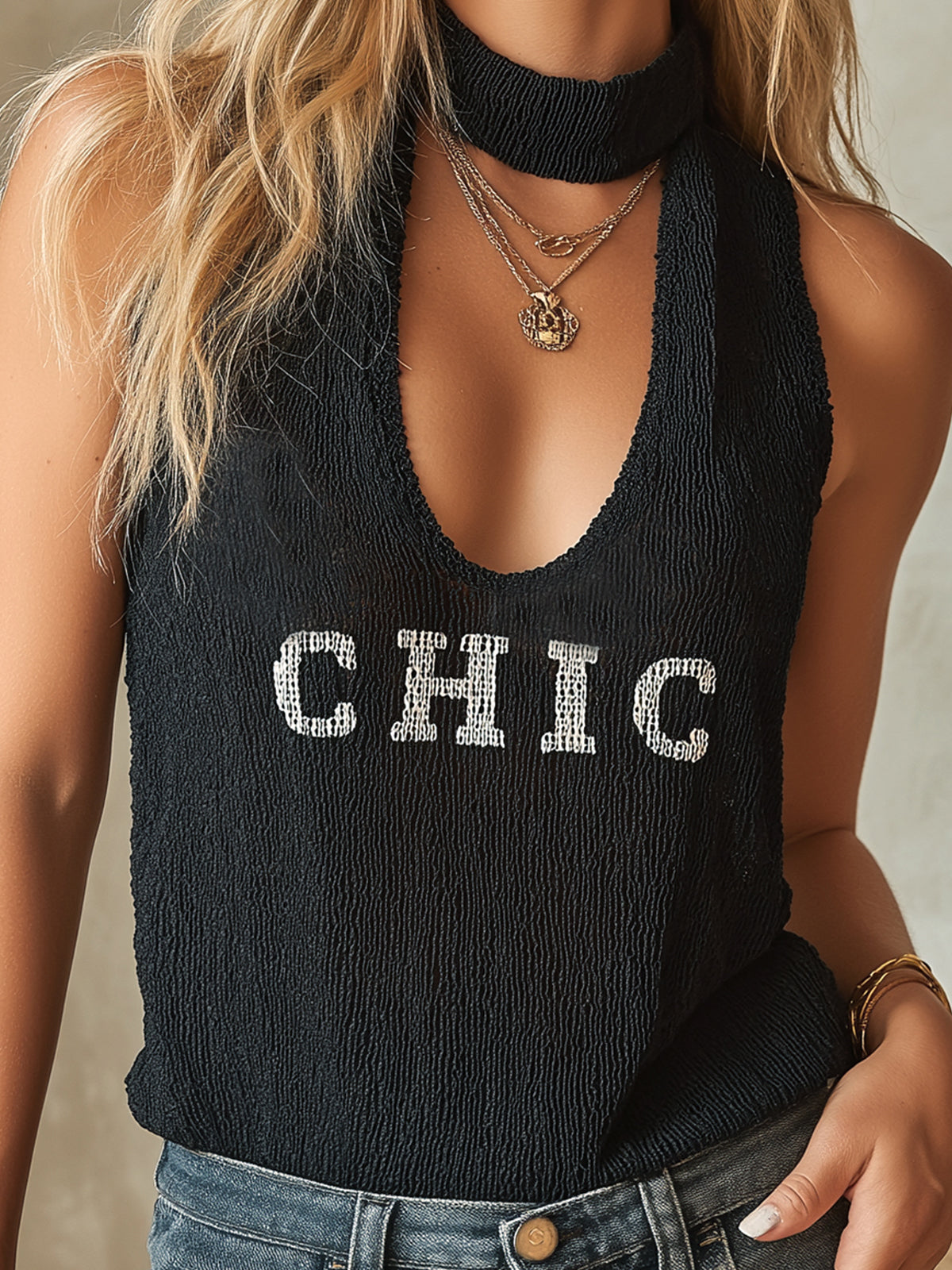 ElevenOra Chic Elegant Black Round-Neck Sleeveless Cutout Detail Letter Jacquard Slim-Fit Knit Vest Top
