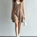 ElevenOra Chic Elegant Camel-White Colorblock Faux Layer U-Neck Sleeveless Loose-Fit Knit Mini Dress