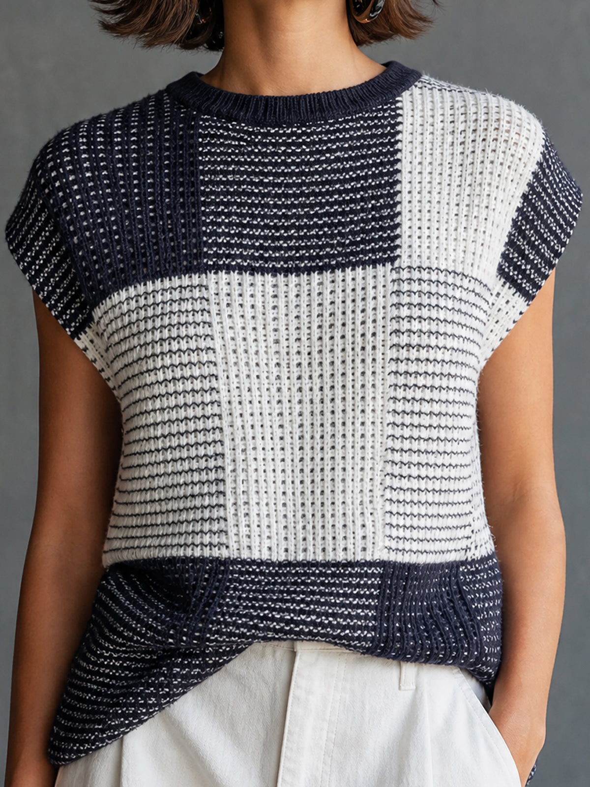 ElevenOra Chic Casual Dark Navy-White Colorblock Round Neck Plaid Jacquard Cap Sleeve Loose-Fit Knit Sweater Top