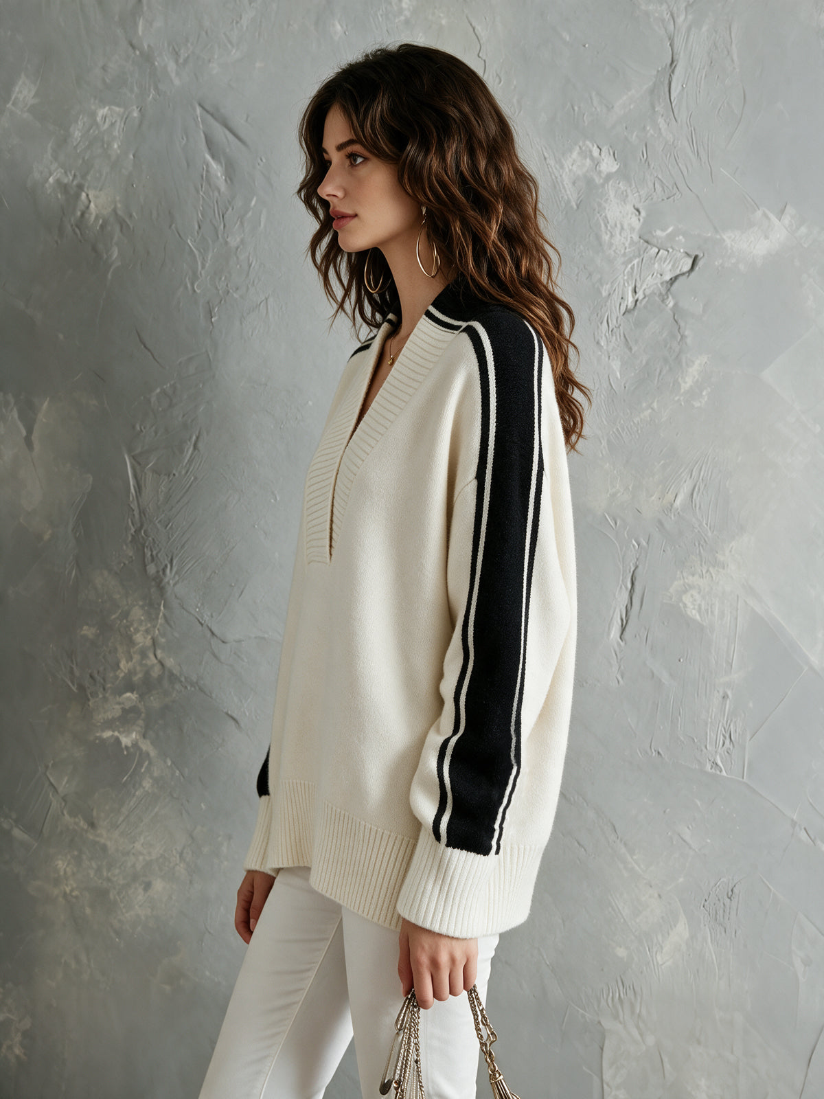 ElevenOra Chic Elegant Cream White-Black Colorblock V-Neck Long-Sleeve Loose-Fit Ribbed Detail Wool Blend Knit Sweater