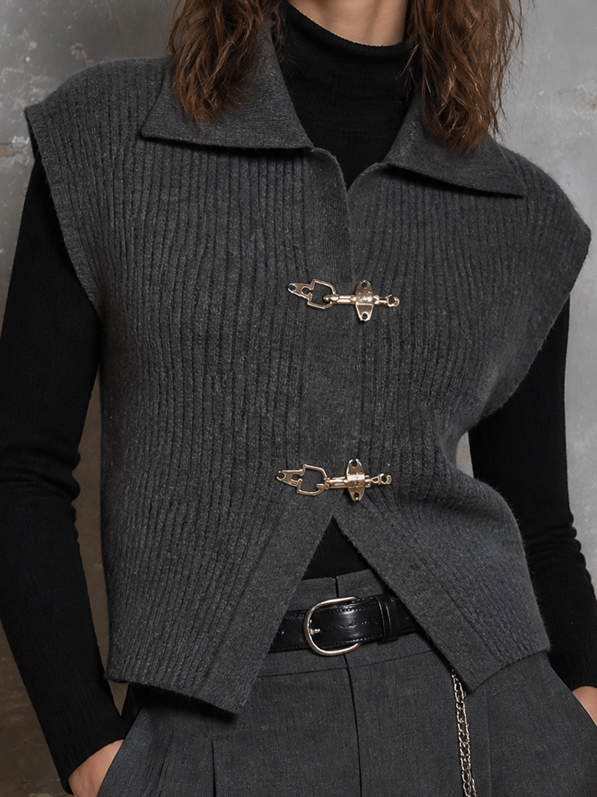 ElevenOra Chic Elegant Dark Grey Lapel Collar Metal Toggle Clasp Sleeveless Loose-Fit Knit Vest Top