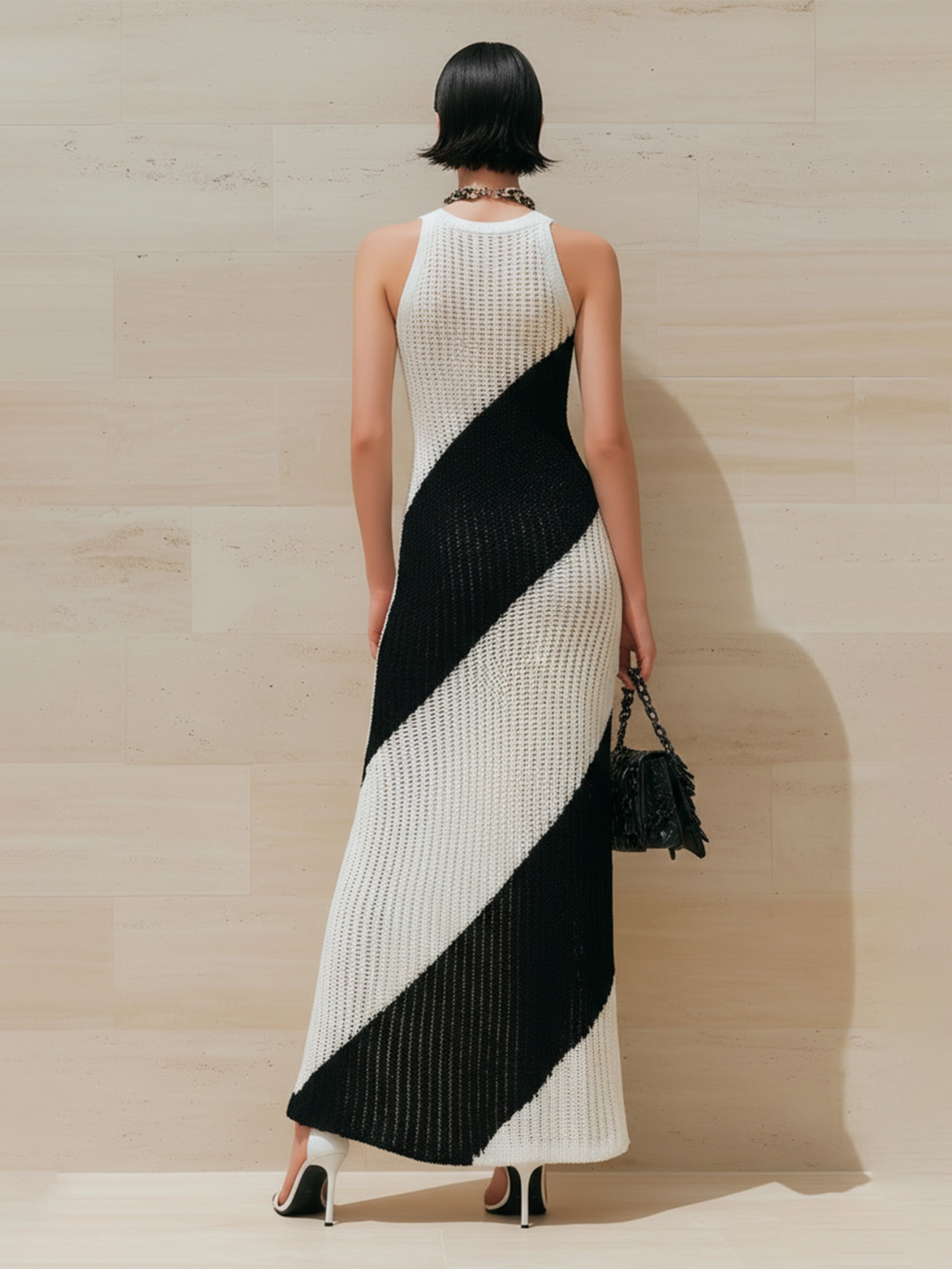 ElevenOra Stylish Elegant Black-White Colorblock Round Neck Sleeveless Slim-Fit Side Slit Ribbed Knit Maxi Dress