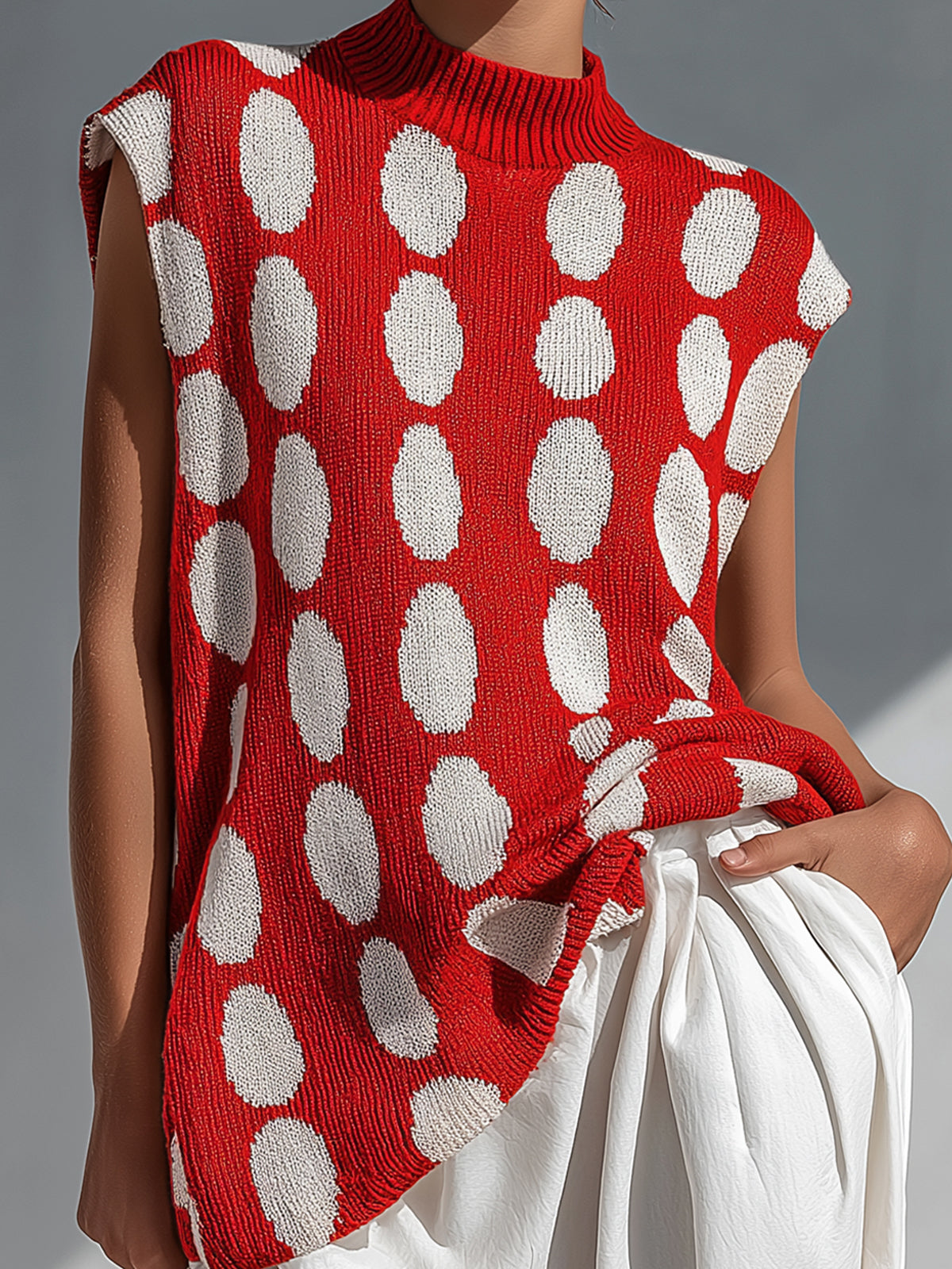 ElevenOra Chic Elegant Red-White Polka Dot Jacquard Round-Neck Sleeveless Oversized Knit Vest Top
